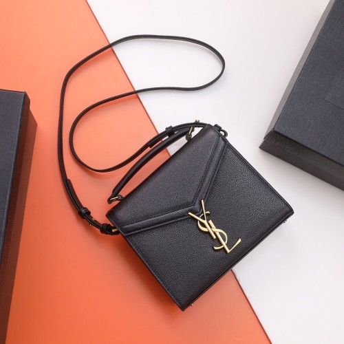 Handbags SAINT LAURENT 602716 size 20×16×7.5 cm