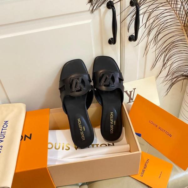 Louis Vuitton LV Isola Flat Mule Black