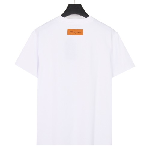 Clothes Louis Vuitton 484