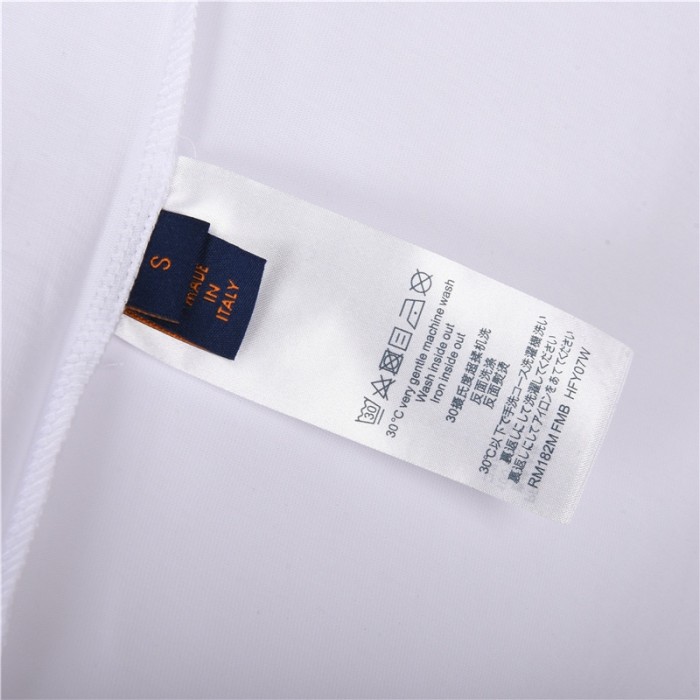 Clothes Louis Vuitton 484