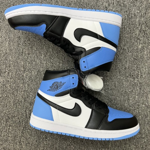 Jordan 1 Retro High OG UNC Toe