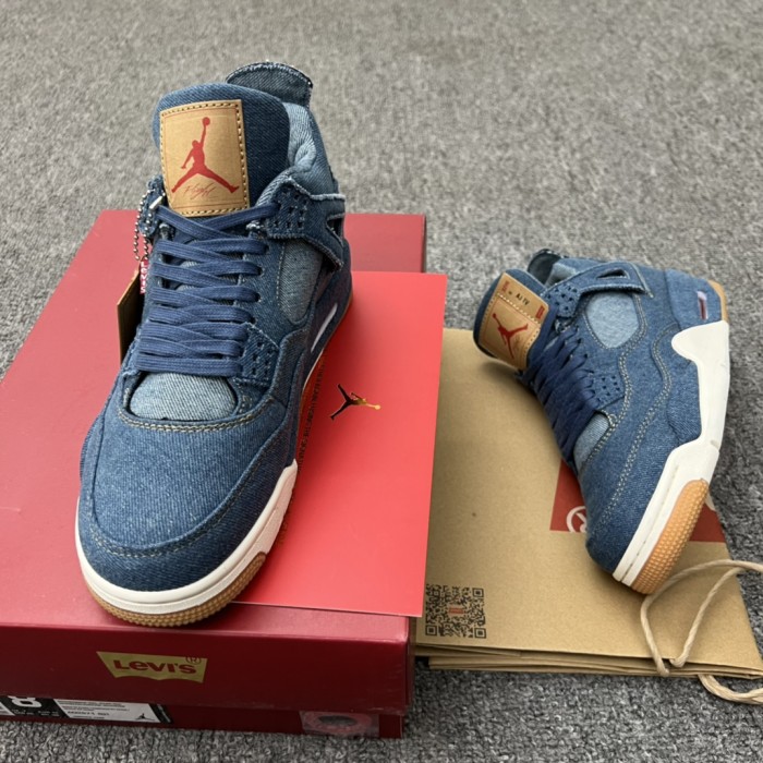 Jordan 4 Retro Levi's Denim (Tag with Levi's Logo)