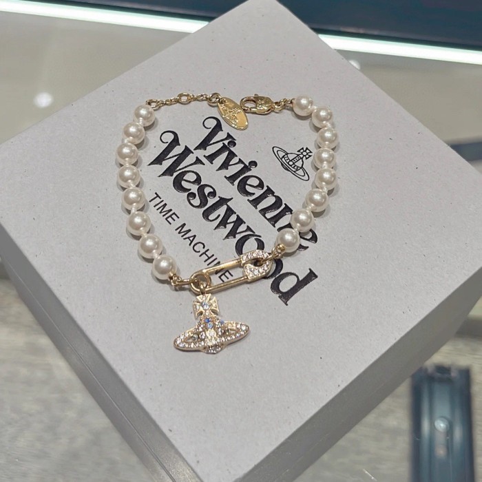 Jewelry vivienne westwood 66