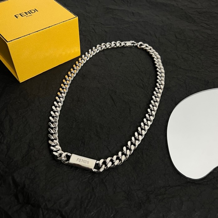 Jewelry FENDI 32