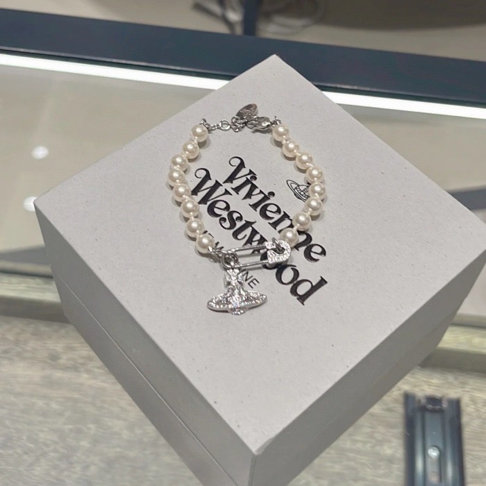 Jewelry vivienne westwood 66