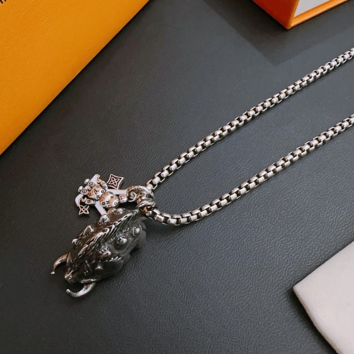 Jewelry Louis Vuitton 145