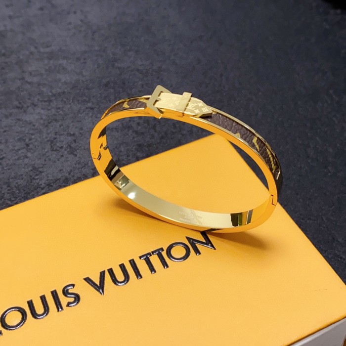Jewelry Louis Vuitton 142