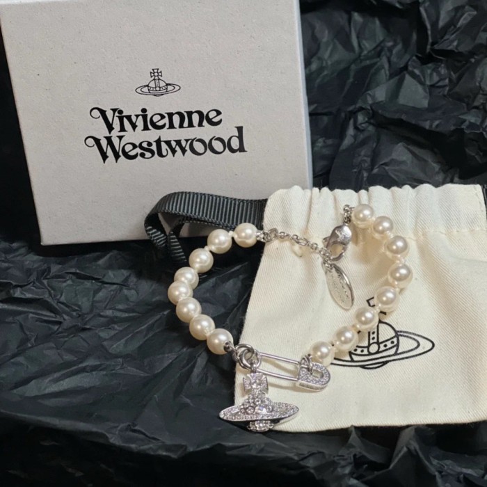 Jewelry vivienne westwood 66