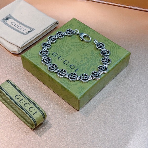 Jewelry Gucci 324