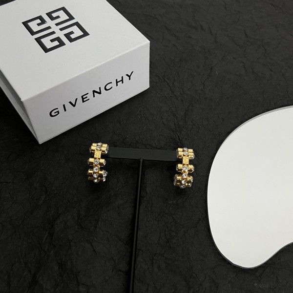 Jewelry givenchy 13