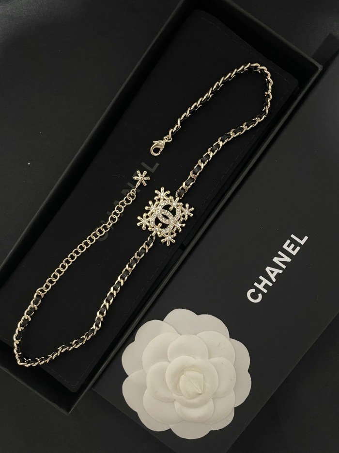 Jewelry Chanel 810