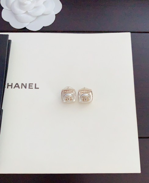 Jewelry Chanel 825
