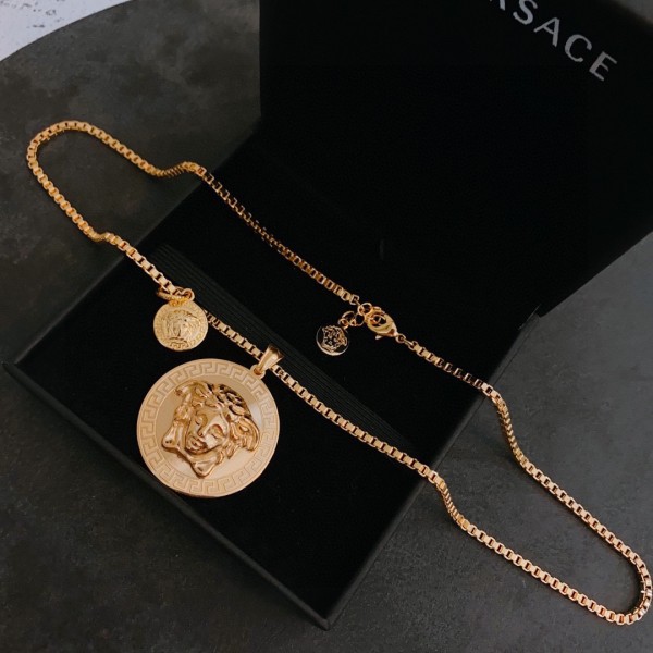 Jewelry Versace 19