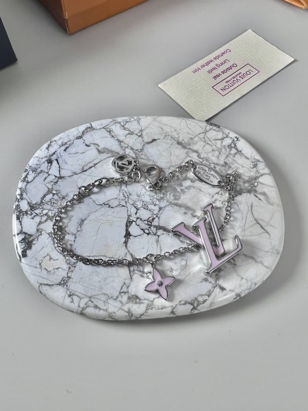 Jewelry Louis Vuitton 152