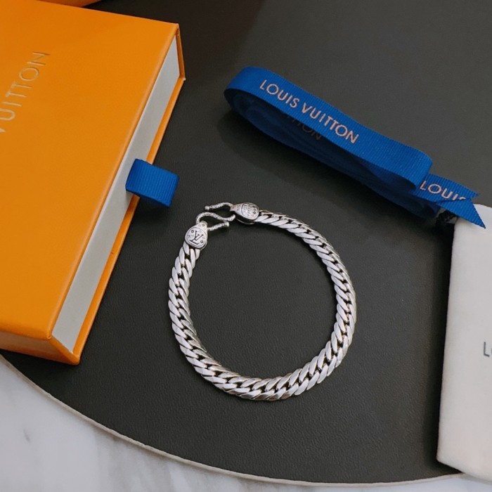 Jewelry Louis Vuitton 161