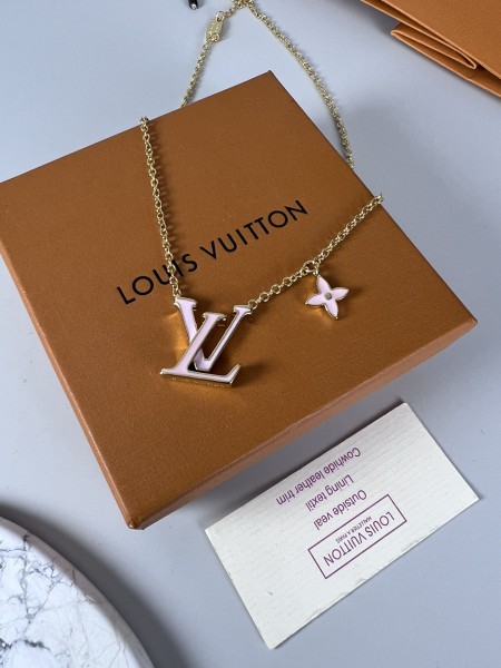 Jewelry Louis Vuitton 155