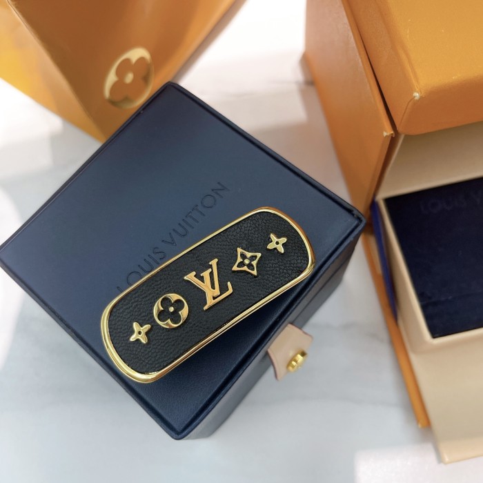 Jewelry Louis Vuitton 150