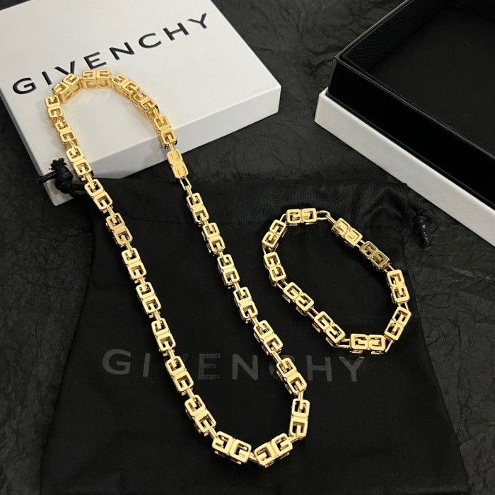 Jewelry givenchy 9