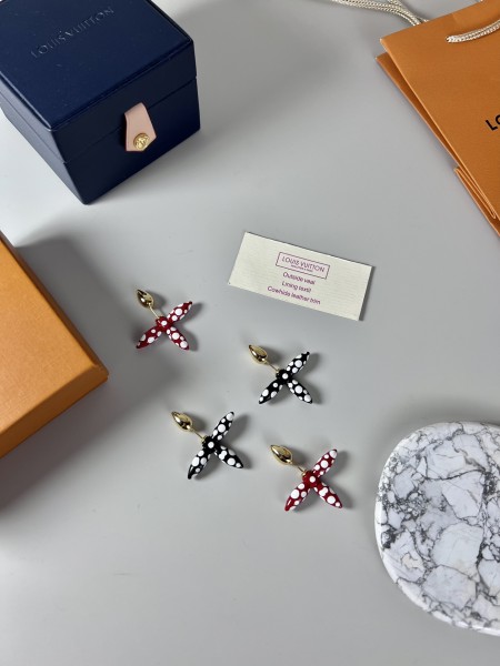 Jewelry Louis Vuitton 158