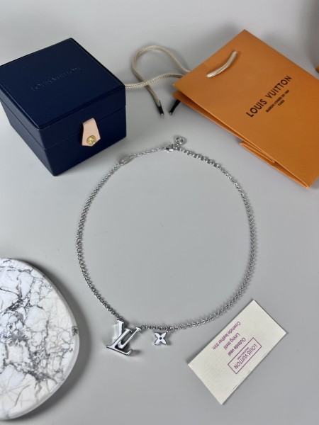 Jewelry Louis Vuitton 154