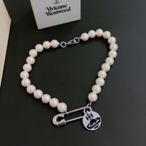 Jewelry vivienne westwood 76