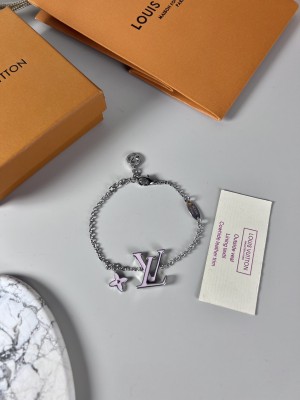 Jewelry Louis Vuitton 152