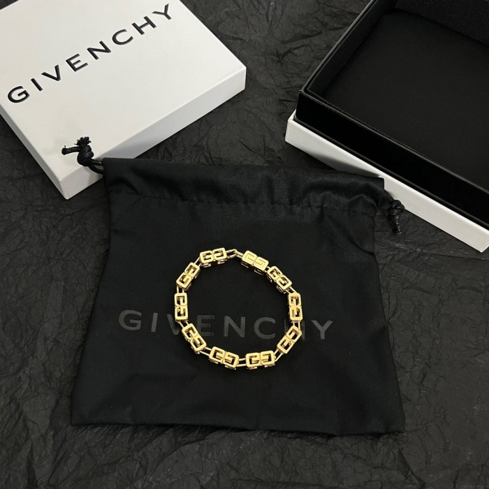 Jewelry givenchy 9