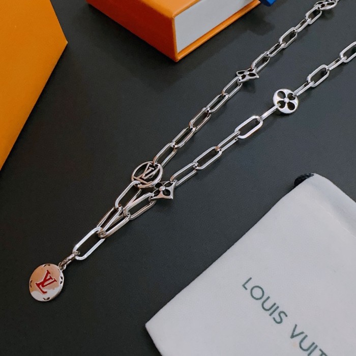 Jewelry Louis Vuitton 180