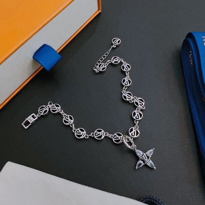 Jewelry Louis Vuitton 179