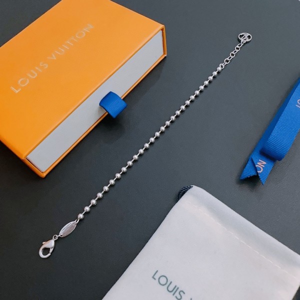 Jewelry Louis Vuitton 178