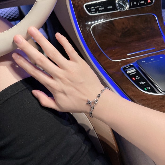 Jewelry Louis Vuitton 179