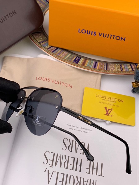 Sunglasses LOUIS VUITTON L09