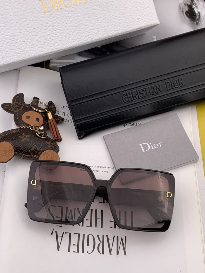 Sunglasses DIOR D0292