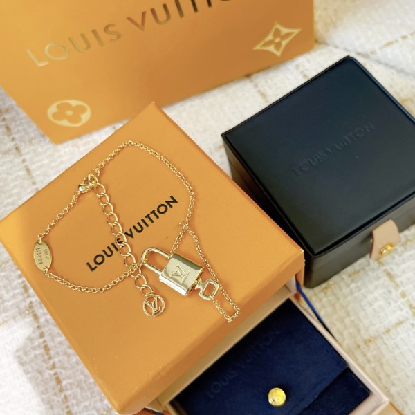 Jewelry Louis Vuitton 195