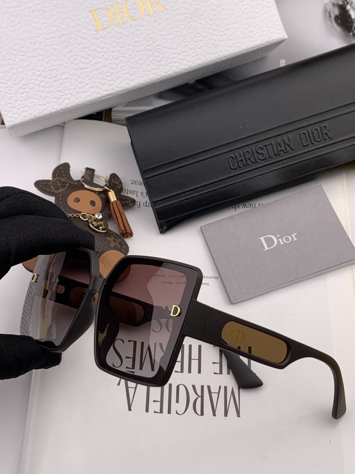 Sunglasses DIOR D0292