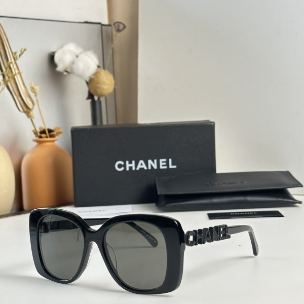 Sunglasses Chanel CH5422B