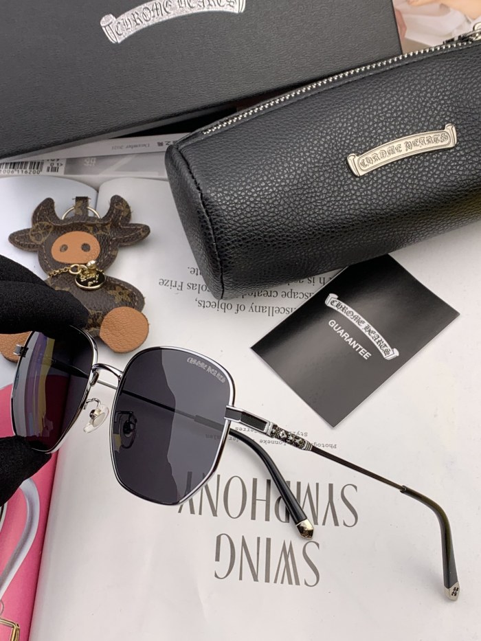 sunglasses Chrome Hearts KLX3861