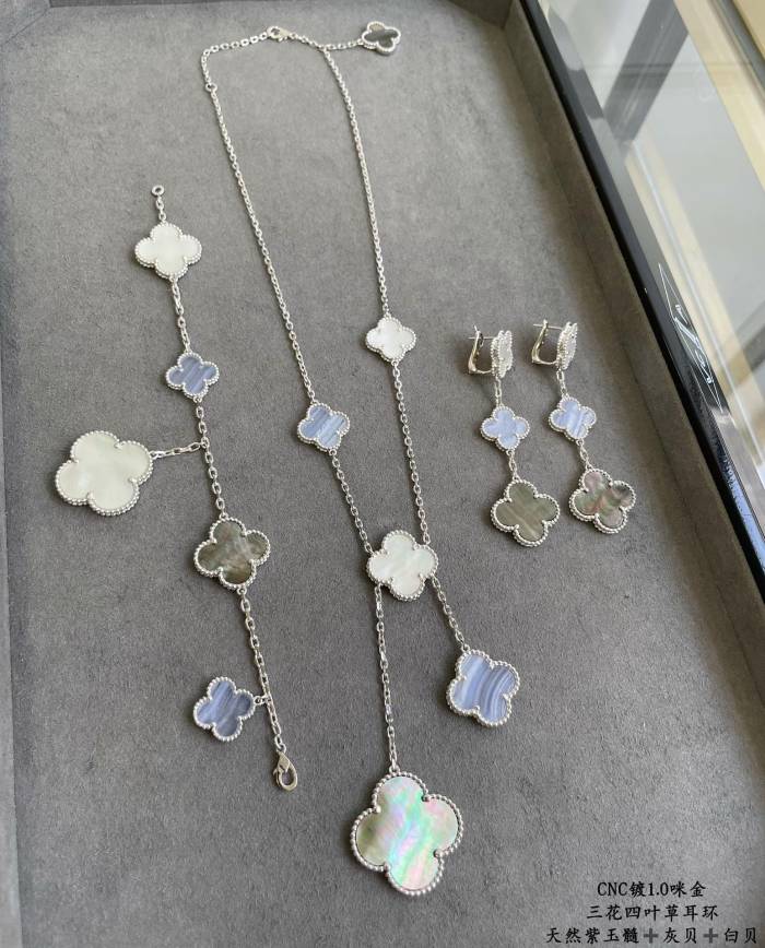 Jewelry Van Cleef x Arpels 25