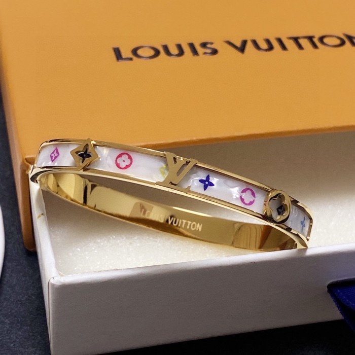 Jewelry Louis Vuitton 212