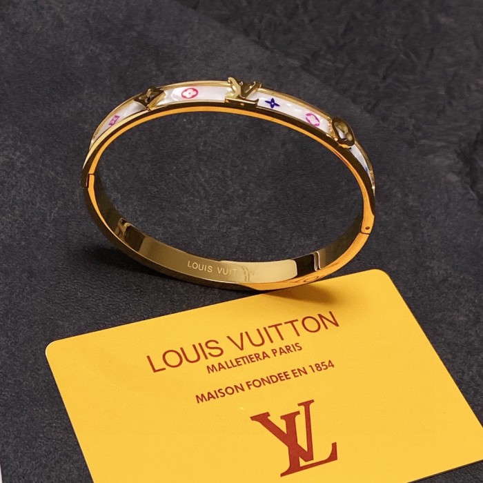Jewelry Louis Vuitton 212