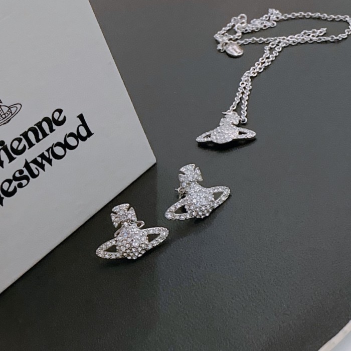 Jewelry vivienne westwood 89