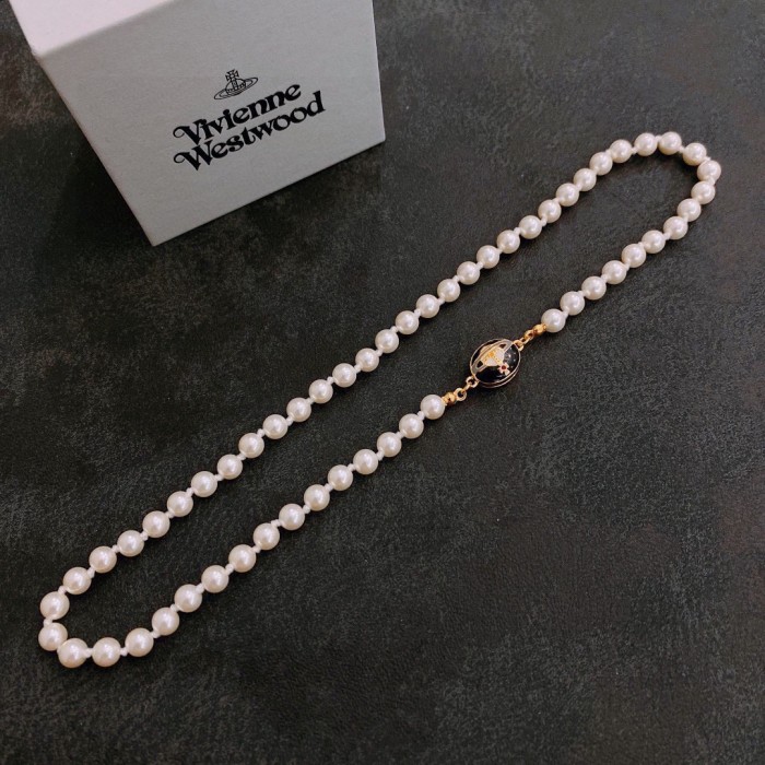 Jewelry vivienne westwood 84