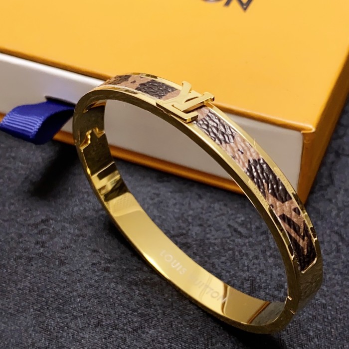 Jewelry Louis Vuitton 211