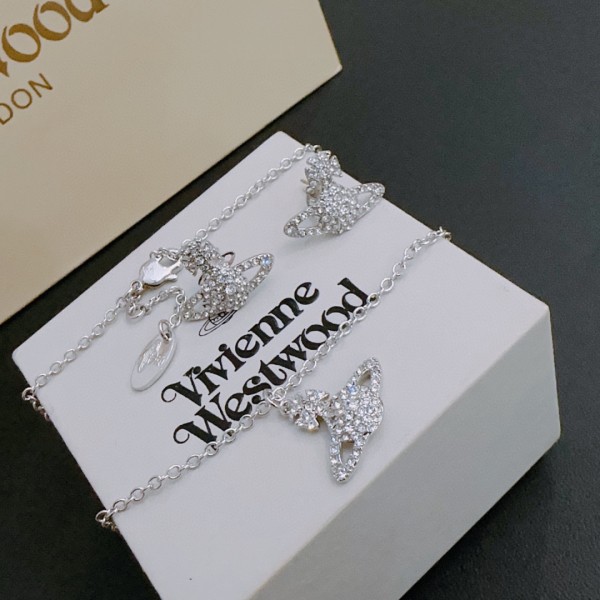 Jewelry vivienne westwood 89