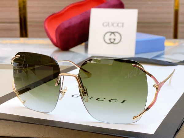 Sunglasse Gucci  size:60口17-135