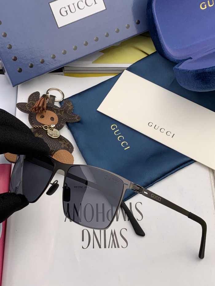 Sunglasses Gucci G0731