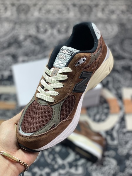 New Balance 990v3 MiUSA JJJJound Montréal