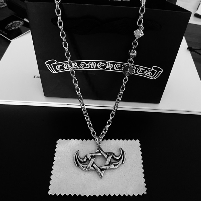 Jewelry chrome hearts 381
