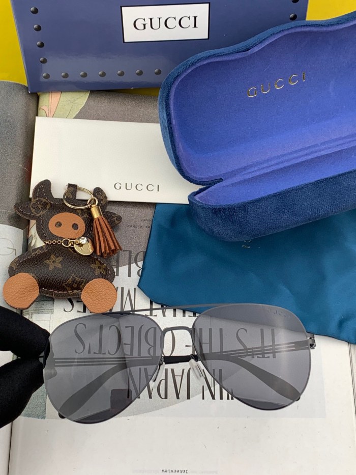 Sunglasses  Gucci  G1502