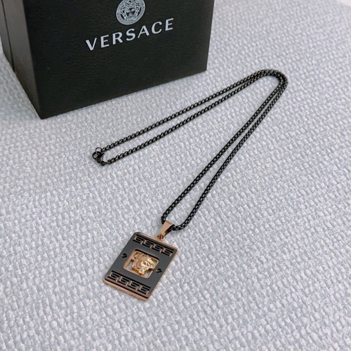 Jewelry Versace 31